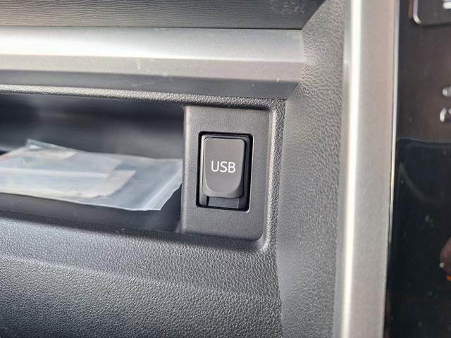 タント カスタムＲＳ　車検９年３月　９インチナビ　テレビ　両側パワースライドドア　バックカメラ　ターボ　衝突軽減ブレーキ　純正アルミ（15枚目）