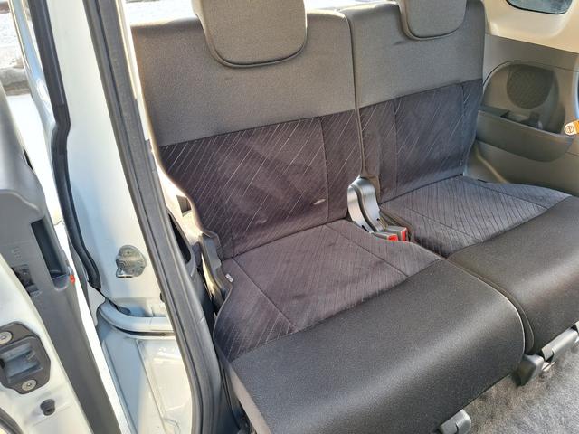 タント カスタムＲＳ　車検９年３月　９インチナビ　テレビ　両側パワースライドドア　バックカメラ　ターボ　衝突軽減ブレーキ　純正アルミ（27枚目）