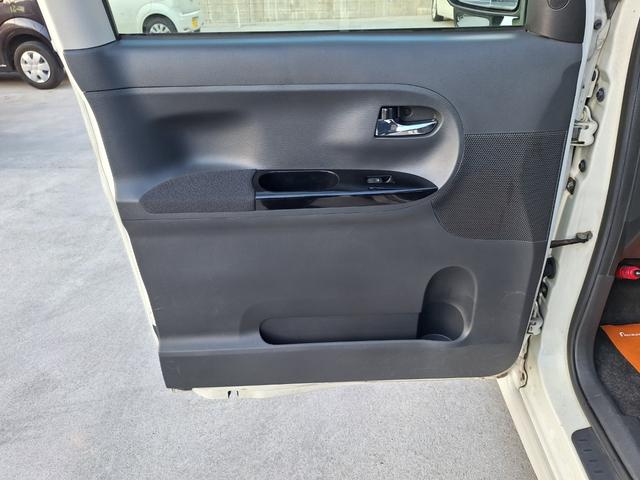 タント カスタムＲＳ　車検９年３月　９インチナビ　テレビ　両側パワースライドドア　バックカメラ　ターボ　衝突軽減ブレーキ　純正アルミ（32枚目）