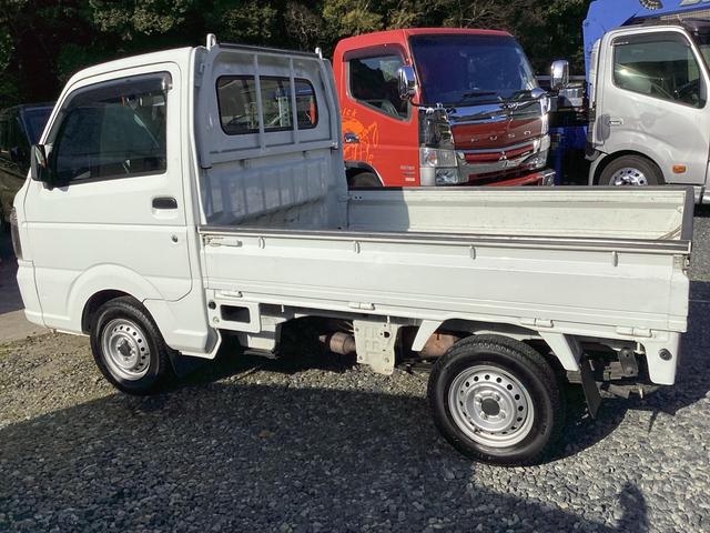 キャリイトラック ＫＣエアコン・パワステ　４ＷＤ　フロア５速　エアコン　パワステ　荷台マット　プロテクター　ドライブレコーダー　記録簿（10枚目）