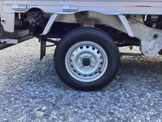 ハイゼットトラック スタンダード　２ＷＤ　４速オートマ　エアコン　パワステ　荷台マット　プロテクター（18枚目）