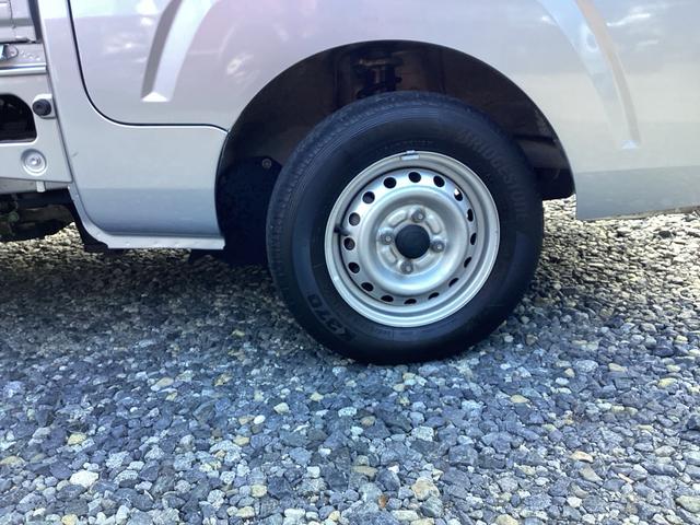ハイゼットトラック スタンダード　２ＷＤ　４速オートマ　エアコン　パワステ　荷台マット　プロテクター（19枚目）