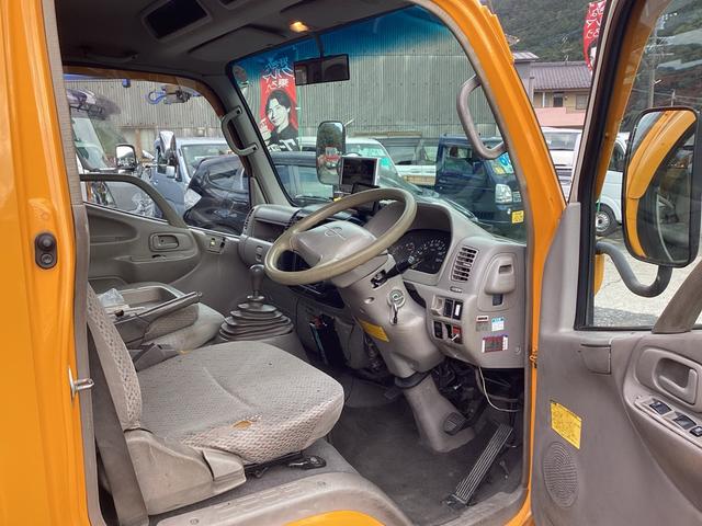 デュトロ センチュリーレッカー車 F2アンダーリフト ユニック3段クレーン 明治油圧ウインチ 左右大型工具ボックス リフト、ウインチラジコン付き バックカメラ(29枚目)