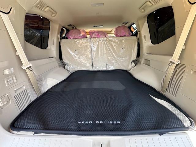 ランドクルーザー ＺＸ　ＺＸ　モデリスタエアロ＆リヤスポイラー／ＪＢＬ／クールＢＯＸ／タイヤ空気圧警報／全周囲／ムーンルーフ／衝突軽減ブレーキ／ＢＳＭ／シートヒーター＆クーラ／パワーバックドア／ベージュシ―ト／ラゲージトレイ（6枚目）