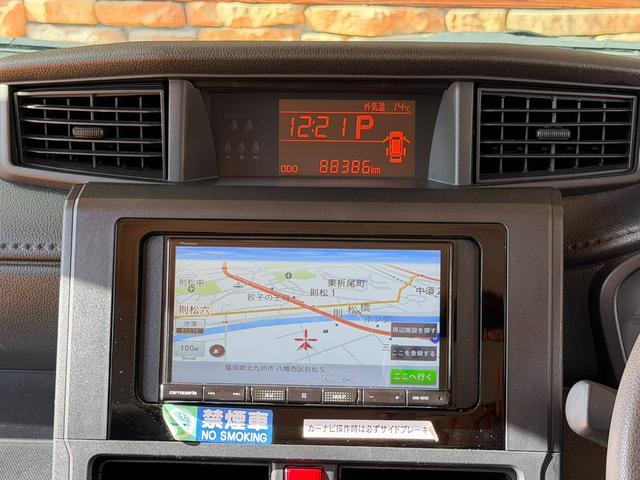 ルーミー Ｘ　ナビレディパッケージ／社外ナビ／バックカメラ／パワースライドドア／スマートアシスト／レーザーブルークリスタルシャインカラー／アイドリングストップ／オートライト（4枚目）