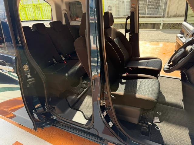 ルーミー Ｘ　ナビレディパッケージ／社外ナビ／バックカメラ／パワースライドドア／スマートアシスト／レーザーブルークリスタルシャインカラー／アイドリングストップ／オートライト（6枚目）