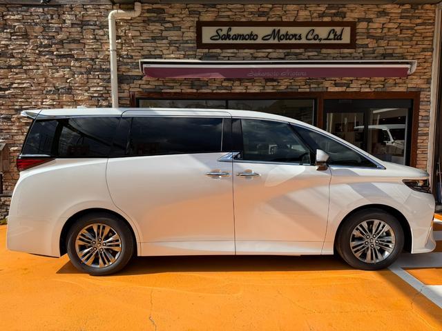 アルファード Ｚ　スペアタイヤ／左右独立ムーンルーフ＋後席パワーサイドサンシェード／トヨタチームメイト／ＩＴＳコネクト／アドバンスドパーク／ＰＫＳＢ／カラーヘッドアップディスプレイ／１５スピーカー／１４型後席モニタ－（8枚目）