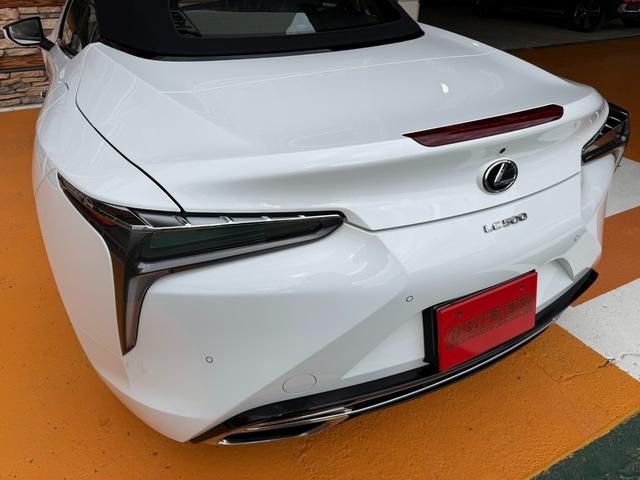 ＬＣ ＬＣ５００　コンバーチブル　ワンオーナー／レッド革／コンバーチブル／２１インチＡＷ／セキュリティーロックナットセット／ＬＥＤヘッドライト／バックカメラ／ＢＳＭ／シートベンチレーション／ヒーター／フルセグＴＶ／ＥＴＣ２．０（22枚目）