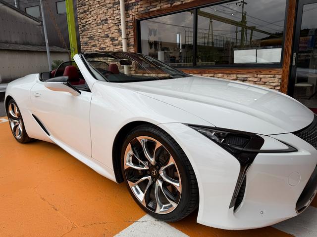 ＬＣ ＬＣ５００　コンバーチブル　ワンオーナー／レッド革／コンバーチブル／２１インチＡＷ／セキュリティーロックナットセット／ＬＥＤヘッドライト／バックカメラ／ＢＳＭ／シートベンチレーション／ヒーター／フルセグＴＶ／ＥＴＣ２．０（29枚目）