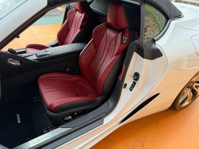 ＬＣ ＬＣ５００　コンバーチブル　ワンオーナー／レッド革／コンバーチブル／２１インチＡＷ／セキュリティーロックナットセット／ＬＥＤヘッドライト／バックカメラ／ＢＳＭ／シートベンチレーション／ヒーター／フルセグＴＶ／ＥＴＣ２．０（39枚目）