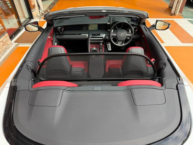 ＬＣ ＬＣ５００　コンバーチブル　ワンオーナー／レッド革／コンバーチブル／２１インチＡＷ／セキュリティーロックナットセット／ＬＥＤヘッドライト／バックカメラ／ＢＳＭ／シートベンチレーション／ヒーター／フルセグＴＶ／ＥＴＣ２．０（49枚目）