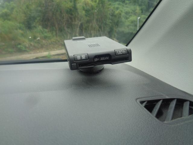 ミライース Ｘ　リミテッドＳＡ　衝突被害軽減ブレーキ　アイドリングストップ　ＣＶＴ　ＥＴＣ車載器　ナビ　電動格納ドアミラー　純正アルミホイール　走行５．６万ｋｍ（22枚目）