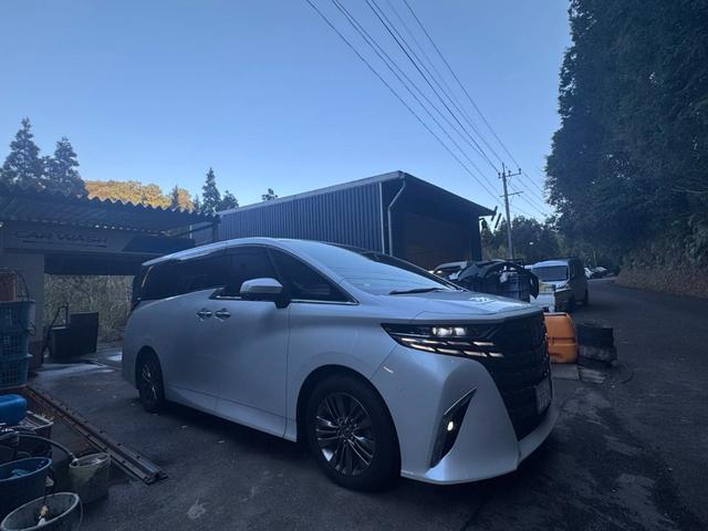 アルファードハイブリッド Z ワンオーナー車、車庫保管、全面コーティング済み、HV、デジタルインナーミラー、ドラレコ、全周囲、ムーンルーフ、本革シート、パワーバッグドア、14型ナビ、アドバンスパーク、エアロ、カスタム可。(5枚目)