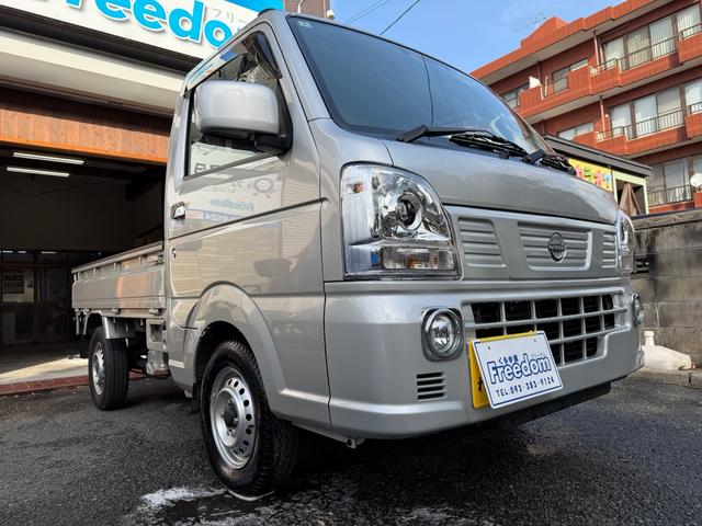 クリッパートラック ＧＸ　禁煙車オートマ　パートタイム４ＷＤ　ＬＥＤヘッドライト　フォグランプ　ブレーキサポート　三方開　荷台ライト　キーレス（4枚目）