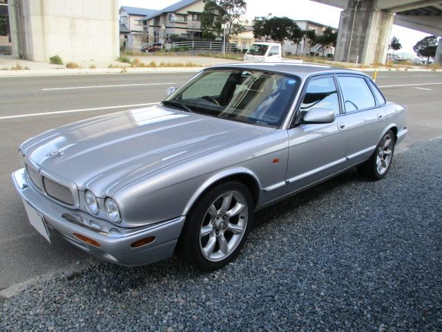 ＸＪ ＸＪＲ　４．０スーパーチャージドＶ８（4枚目）