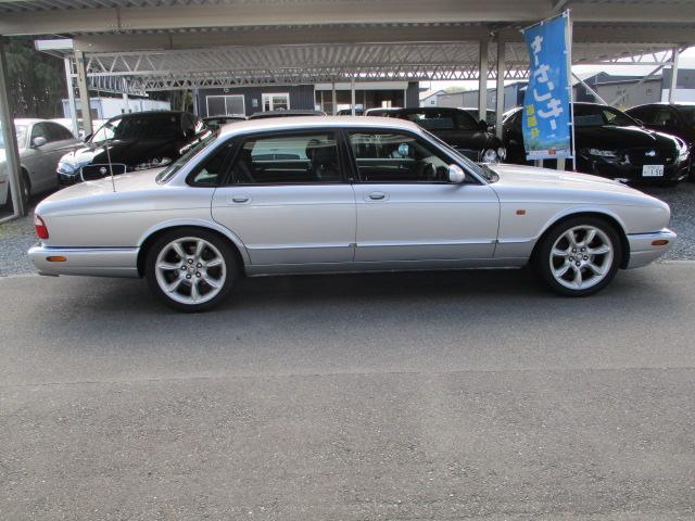 ＸＪ ＸＪＲ　４．０スーパーチャージドＶ８（5枚目）