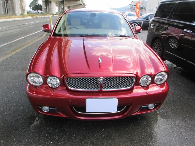 XJ XJ 3.0エグゼクティブ(2枚目)