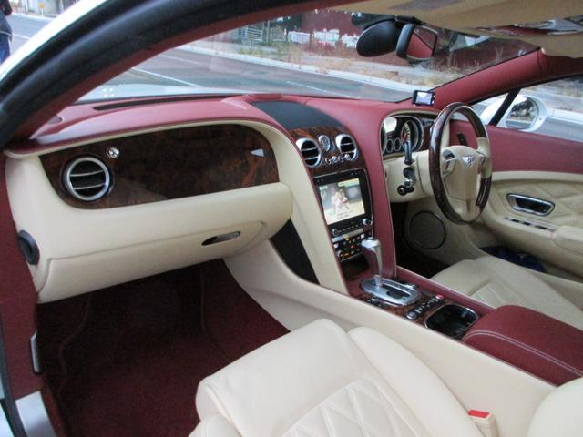 コンチネンタル ＧＴ　Ｖ８　マリナーズＰＧ（13枚目）