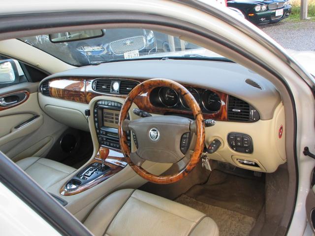 ＸＪ ＸＪ　４．２ソブリン（11枚目）