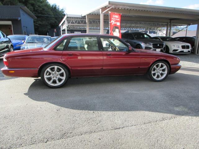 ＸＪＲ　４．０スーパーチャージドＶ８（画像5）