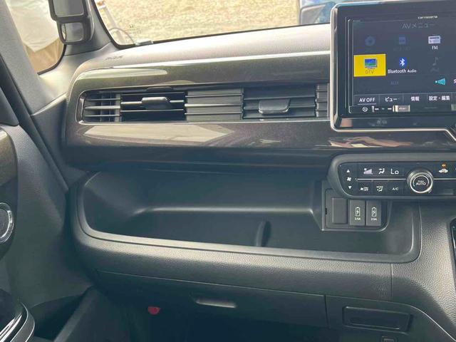 Ｎ－ＢＯＸカスタム Ｇ・Ｌターボホンダセンシング　ＥＴＣ　バックカメラ　両側電動スライドドア　ナビ　ＴＶ　クリアランスソナー　オートクルーズコントロール　レーンアシスト　衝突被害軽減システム　オートライト　ＬＥＤヘッドランプ　スマートキー（12枚目）