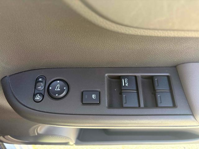 Ｎ－ＷＧＮ Ｌホンダセンシング　ＥＴＣ　バックカメラ　ＴＶ　クリアランスソナー　オートクルーズコントロール　レーンアシスト　衝突被害軽減システム　オートライト　スマートキー　アイドリングストップ　電動格納ミラー　シートヒーター（11枚目）