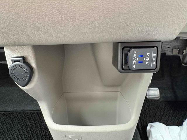 キャスト スタイルＸ　リミテッド　ＳＡＩＩＩ　ＥＴＣ　バックカメラ　ＴＶ　クリアランスソナー　衝突被害軽減システム　オートマチックハイビーム　スマートキー　アイドリングストップ　シートヒーター　ベンチシート　ＣＶＴ　盗難防止システム　ＡＢＳ（23枚目）