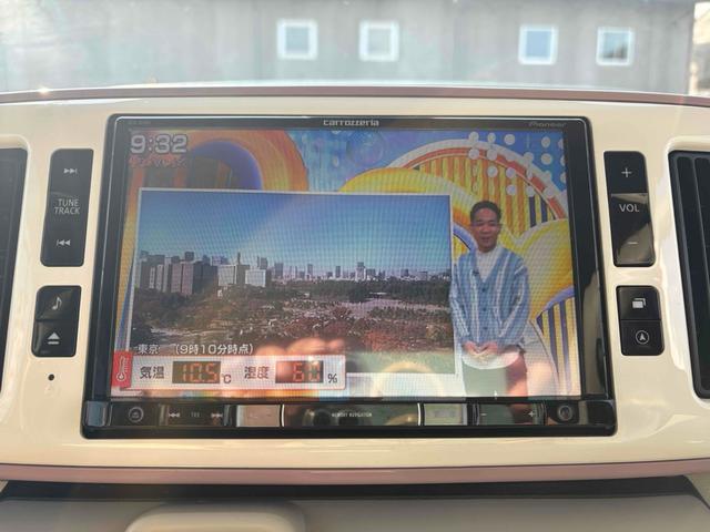 ムーヴキャンバス Ｘ　ＳＡＩＩＩ　バックカメラ　両側電動スライドドア　ナビ　ＴＶ　衝突被害軽減システム　オートマチックハイビーム　スマートキー　アイドリングストップ　ベンチシート　ＣＶＴ　盗難防止システム　ＡＢＳ　ＥＳＣ　ＣＤ　ＵＳＢ（4枚目）