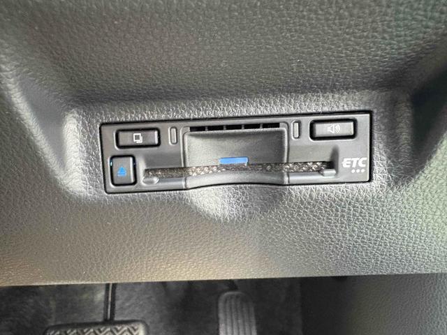 シエンタ ハイブリッドZ ETC 全周囲カメラ ナビ TV クリアランスソナー オートクルーズコントロール レーンアシスト 衝突被害軽減システム 両側電動スライドドア オートマチックハイビーム LEDヘッドランプ スマートキー(10枚目)