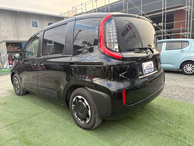 シエンタ ハイブリッドＺ　ＥＴＣ　全周囲カメラ　ナビ　ＴＶ　クリアランスソナー　オートクルーズコントロール　レーンアシスト　衝突被害軽減システム　両側電動スライドドア　オートマチックハイビーム　ＬＥＤヘッドランプ　スマートキー（16枚目）