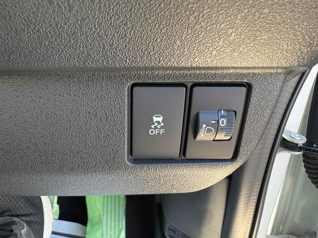Ｎ－ＢＯＸカスタム ベースグレード　バックカメラ　両側スライド・片側電動　クリアランスソナー　オートクルーズコントロール　レーンアシスト　衝突被害軽減システム　オートライト　ＬＥＤヘッドランプ　スマートキー　アイドリングストップ（8枚目）