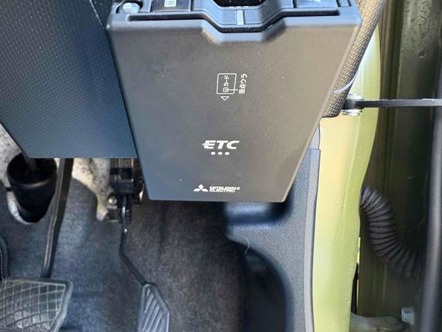 タフト Ｘ　ＥＴＣ　バックカメラ　ＴＶ　クリアランスソナー　衝突被害軽減システム　ＬＥＤヘッドランプ　スマートキー　アイドリングストップ　電動格納ミラー　サンルーフ　ＣＶＴ　盗難防止システム　ＡＢＳ　ＥＳＣ　ＣＤ（10枚目）