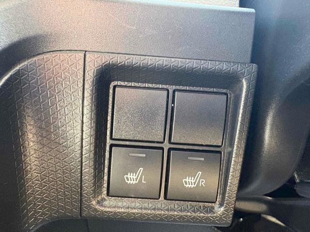 タント Ｘセレクション　ＥＴＣ　バックカメラ　両側スライド・片側電動　ナビ　ＴＶ　クリアランスソナー　衝突被害軽減システム　オートライト　ＬＥＤヘッドランプ　スマートキー　アイドリングストップ　電動格納ミラー　シートヒーター（11枚目）