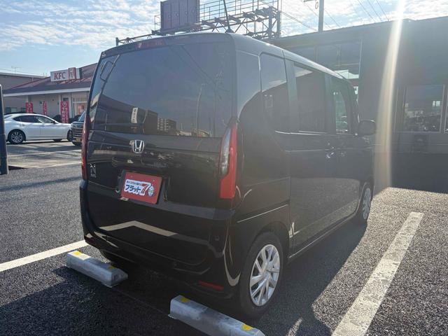 Ｎ－ＢＯＸ ベースグレード　両側スライド・片側電動　クリアランスソナー　オートクルーズコントロール　レーンアシスト　衝突被害軽減システム　オートライト　ＬＥＤヘッドランプ　スマートキー　アイドリングストップ　電動格納ミラー（18枚目）