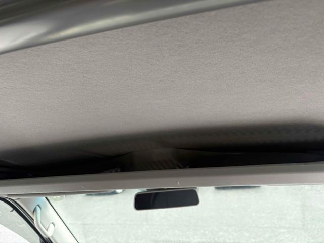 ハイゼットカーゴ 　ＡＴ　衝突被害軽減システム　両側スライドドア　アイドリングストップ　オートマチックハイビーム　ＥＳＣ　エアコン　パワーステアリング　パワーウィンドウ（10枚目）