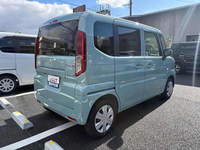 スペーシア 　両側スライドドア　オートライト　スマートキー　アイドリングストップ　電動格納ミラー　ベンチシート　ＣＶＴ　ＥＳＣ　エアコン　パワーステアリング　パワーウィンドウ　運転席エアバッグ　助手席エアバッグ（16枚目）