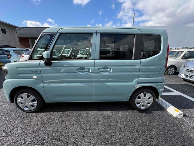 スペーシア 　両側スライドドア　オートライト　スマートキー　アイドリングストップ　電動格納ミラー　ベンチシート　ＣＶＴ　ＥＳＣ　エアコン　パワーステアリング　パワーウィンドウ　運転席エアバッグ　助手席エアバッグ（19枚目）