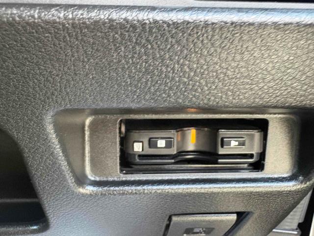 スペーシアカスタム ハイブリッドＧＳ　ＥＴＣ　両側スライド・片側電動　ＴＶ　クリアランスソナー　オートクルーズコントロール　レーンアシスト　衝突被害軽減システム　オートライト　ＬＥＤヘッドランプ　スマートキー　アイドリングストップ（6枚目）