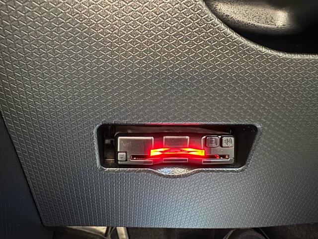 タント カスタムＸ　ＥＴＣ　バックカメラ　両側電動スライドドア　ＴＶ　クリアランスソナー　衝突被害軽減システム　ＬＥＤヘッドランプ　スマートキー　アイドリングストップ　電動格納ミラー　シートヒーター　ベンチシート　ＣＶＴ（6枚目）