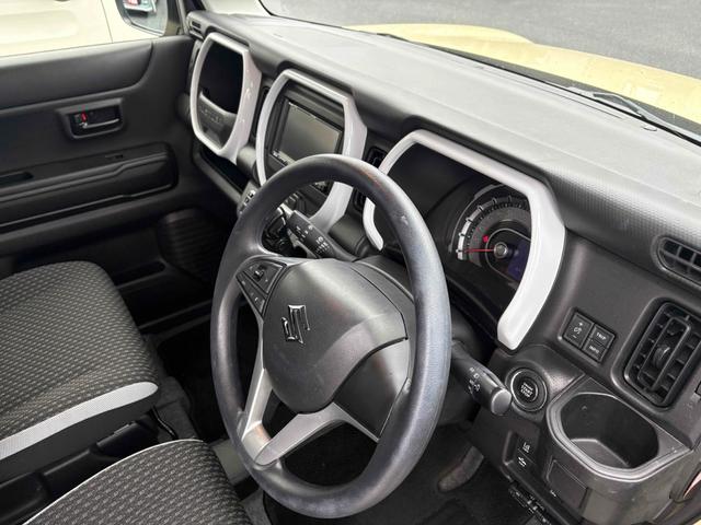 ハスラー 　ＥＴＣ　ＴＶ　クリアランスソナー　レーンアシスト　衝突被害軽減システム　オートライト　スマートキー　アイドリングストップ　電動格納ミラー　シートヒーター　ＣＶＴ　ＥＳＣ　ＣＤ　Ｂｌｕｅｔｏｏｔｈ（18枚目）