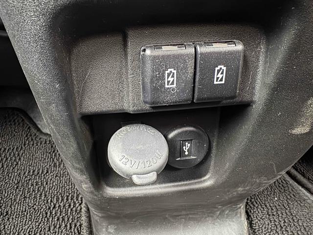 スペーシアカスタム 　ＥＴＣ　全周囲カメラ　両側電動スライドドア　ナビ　ＴＶ　クリアランスソナー　オートクルーズコントロール　レーンアシスト　衝突被害軽減システム　オートライト　スマートキー　アイドリングストップ（18枚目）