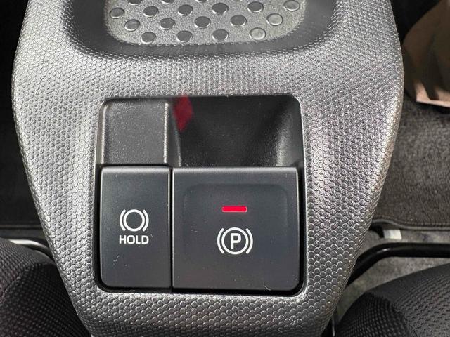 タフト Ｘ　バックカメラ　ＴＶ　クリアランスソナー　衝突被害軽減システム　オートライト　ＬＥＤヘッドランプ　スマートキー　アイドリングストップ　電動格納ミラー　サンルーフ　ＣＶＴ　盗難防止システム　ＡＢＳ　ＥＳＣ（7枚目）