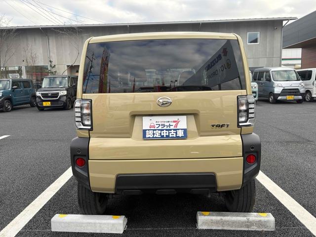 タフト Ｘ　バックカメラ　ＴＶ　クリアランスソナー　衝突被害軽減システム　オートライト　ＬＥＤヘッドランプ　スマートキー　アイドリングストップ　電動格納ミラー　サンルーフ　ＣＶＴ　盗難防止システム　ＡＢＳ　ＥＳＣ（18枚目）