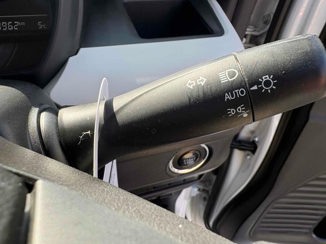 スペーシア ハイブリッドＧ　ＥＴＣ　バックカメラ　両側スライドドア　ＴＶ　クリアランスソナー　レーンアシスト　衝突被害軽減システム　オートライト　スマートキー　アイドリングストップ　電動格納ミラー　ベンチシート　ＣＶＴ（12枚目）