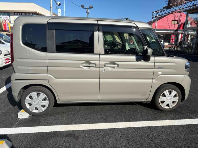 スペーシア ハイブリッドＧ　ＥＴＣ　クリアランスソナー　衝突被害軽減システム　ＬＥＤヘッドランプ　スマートキー　アイドリングストップ　電動格納ミラー　ベンチシート　ＣＶＴ　盗難防止システム　ＡＢＳ　ＥＳＣ　ＣＤ　衝突安全ボディ（17枚目）