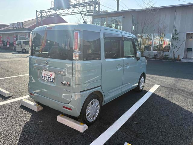 スペーシア 　ＥＴＣ　両側電動スライドドア　ナビ　ＴＶ　クリアランスソナー　レーンアシスト　衝突被害軽減システム　オートライト　スマートキー　アイドリングストップ　電動格納ミラー　シートヒーター　ベンチシート（17枚目）