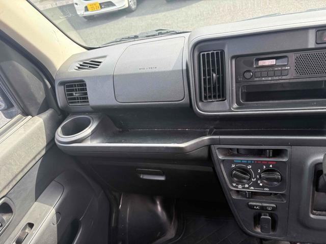 ハイゼットカーゴ AT 衝突被害軽減システム ETC 両側スライドドア キーレスエントリー アイドリングストップ オートマチックハイビーム ABS ESC エアコン パワーステアリング パワーウィンドウ(21枚目)