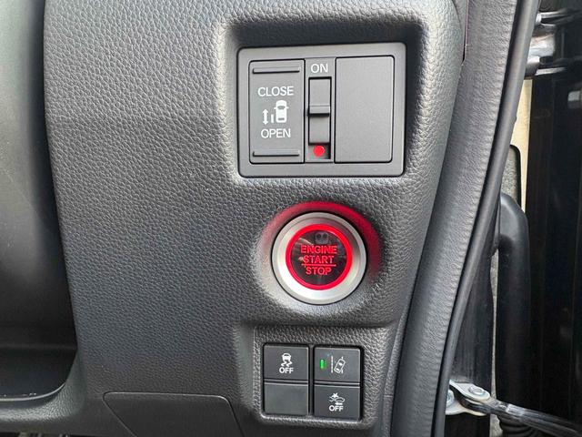 N-BOXカスタム ETC バックカメラ 両側スライド・片側電動 ナビ TV クリアランスソナー オートクルーズコントロール レーンアシスト 衝突被害軽減システム オートライト スマートキー アイドリングストップ(7枚目)