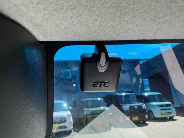 タント カスタムＸ　トップエディションＶＳ　ＳＡＩＩＩ　ドライブレコーダー　ＥＴＣ　全周囲カメラ　両側電動スライドドア　ＴＶ　クリアランスソナー　衝突被害軽減システム　オートマチックハイビーム　オートライト　ＬＥＤヘッドランプ　スマートキー（24枚目）