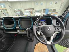 車を運転する際には運転席の存在は欠かせません。なのでしっかりとチェックしたいポイントですね。 2